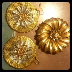 Earring and brooch set